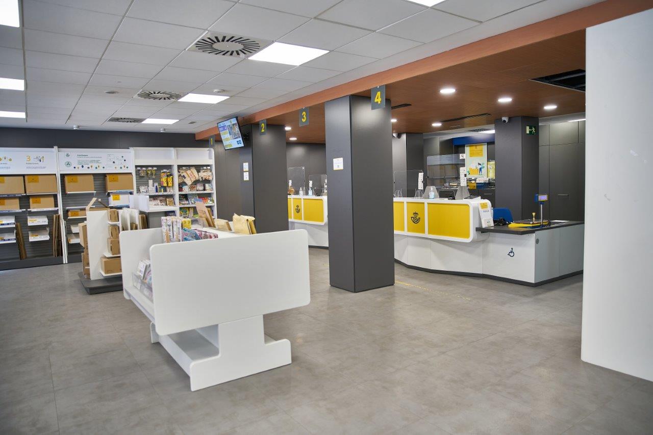 Correos amplia sus servicios para facilitar el depósito de equipaje a sus clientes