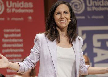 Belarra critica al Gobierno por el aumento del gasto militar y exige transparencia en los Presupuestos