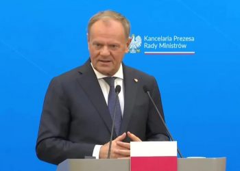 Tusk advierte que cualquier escenario es esperable en negociaciones de paz sobre Ucrania