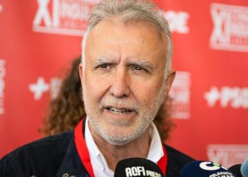 El ministro Torres es operado con éxito y prevé reincorporarse en pocas semanas