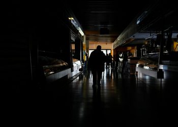 España restablece el 99,95% del suministro eléctrico tras el gran apagón que paralizó la península