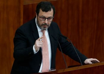Vox arremete contra el Gobierno por el incidente ferroviario y acusa a Sánchez de «incompetente»