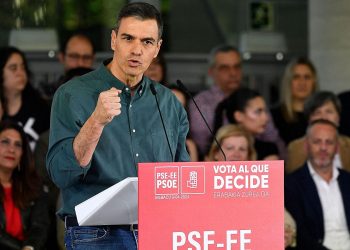 Controversia política y económica: Sánchez acusado de «expropiar» a accionistas tras bloquear fusión entre BBVA y Sabadell