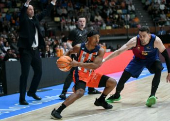 «El Barça se hunde en A Coruña y compromete su puesto en los playoffs»