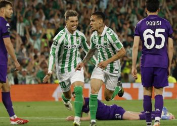 El Betis alcanza su primera final europea tras un épico triunfo ante la Fiorentina