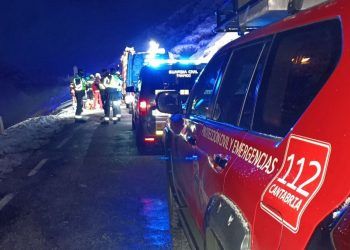 Las familias de los fallecidos en el Puerto de Lunada lanzan una campaña para exigir quitamiedos: «Actúen ya, no más muertes evitables»