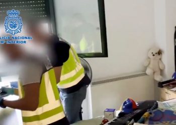 El pederasta catalán que violó innumerables veces a una niña tutelada: 232 fotos, 20 vídeos de agresiones grupales y una red criminal destapada