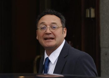 Polémica por la decisión del Gobierno de ascender automáticamente al fiscal general a la máxima categoría de la carrera fiscal