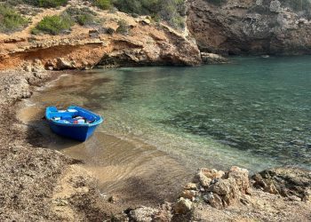 Detenidos en Ibiza tres patrones de pateras implicados en la muerte de dos personas y el aborto de una mujer