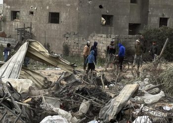 Israel lanza una extensa operación terrestre en Gaza mientras negocia una tregua parcial con Hamas bajo presión de EE.UU.