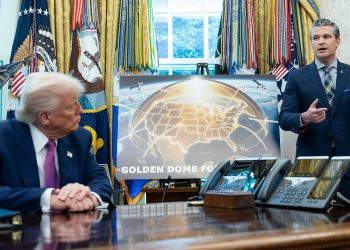 Trump lanza ambicioso plan de defensa espacial con una inversión inicial de 25.000 millones de dólares