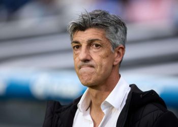 Imanol se despide con honores de Anoeta: “Creo que no me la merezco porque eso es para la gente que hace cosas grandes de verdad”