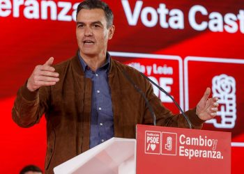 Sánchez acusa a Feijóo de “falta de humanidad” ante la situación en Gaza y denuncia “difamación” contra Santos Cerdán