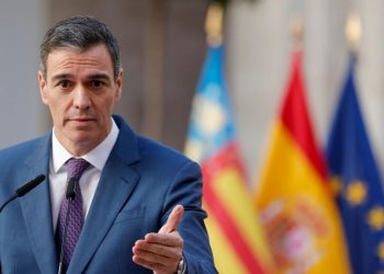 Pedro Sánchez se compromete a un funeral de Estado por el primer aniversario de la DANA y promete nuevas obras antirriadas