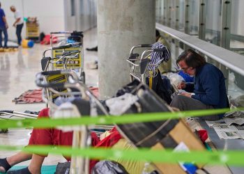 Barajas: Aena costeará un censo de personas sin hogar y acuerda reuniones semanales con el Ayuntamiento