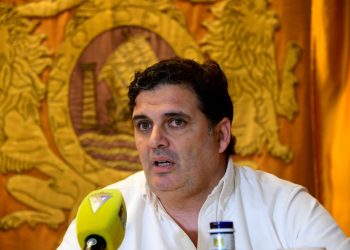 Contreras demanda a ‘Chino’