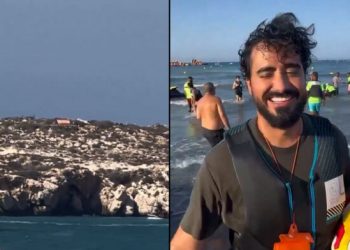 Eurodiputado iza la bandera española en islotes de Alhucemas en medio de tensión con Marruecos