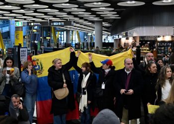 España confirma la liberación de tres ciudadanos españoles en Venezuela durante una serie de excarcelaciones