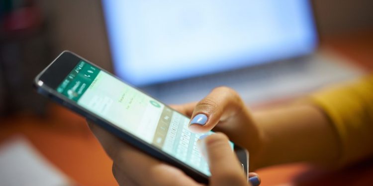 whatsapp pago suscripcion anuncios espana enero 2026