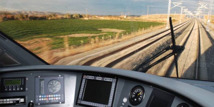 cuanto gana maquinista renfe sueldo niveles empleo publico 2026