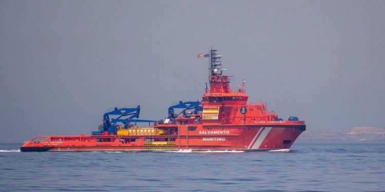 busqueda tripulacion chanquete IV algeciras salvamento maritimo febrero 2026