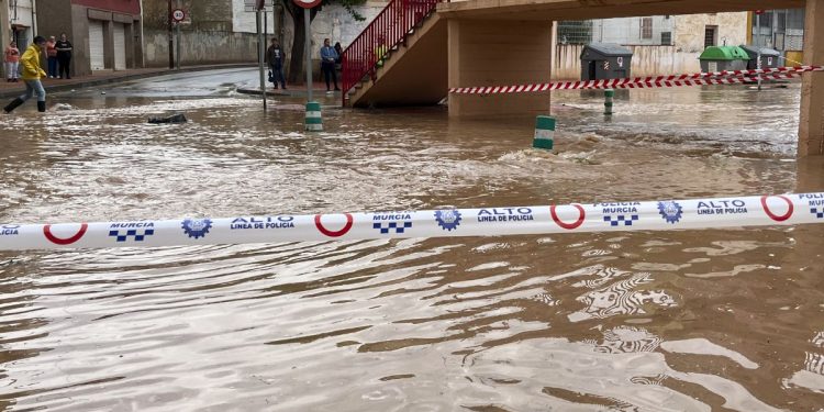 alerta inundaciones espana rios guadalquivir guadiana febrero 2026