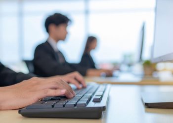 derechos trabajador vigilancia laboral estatuto 2026