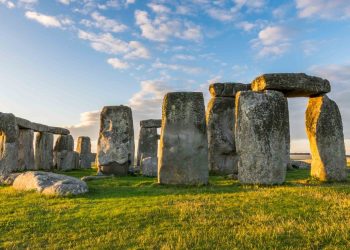 estudio geologico origen piedras stonehenge transporte humano