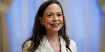 maria corina machado reunion delcy rodriguez transicion venezuela 2026