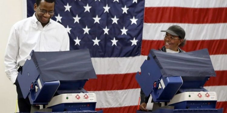 trump propuesta nacionalizar elecciones 2026 voto inmigrante