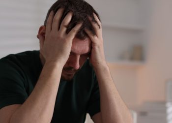 bajas salud mental jovenes espana informe airef 2026