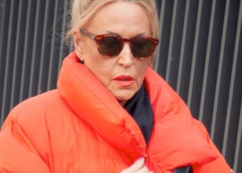 lydia lozano salud marido charly rehabilitacion grua 2026