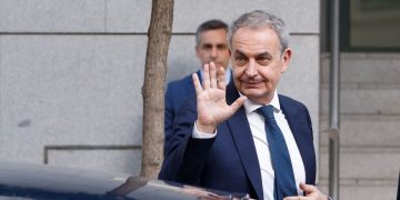 El PSOE defiende la «total transparencia» de Zapatero y confía en que demostrará su inocencia en el ‘caso Plus Ultra’