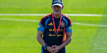 De la Fuente no tiembla: el seleccionador del «colmillo afilado» que no se casa con nadie ante las crisis