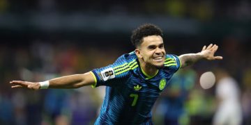 Colombia vence 3-1 a Uzbekistán en el debut y es líder de su grupo en el Mundial