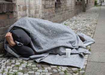 Alarma social: El 18,9% de los jóvenes de la ‘Generación Z’ ha dormido en la calle por falta de recursos