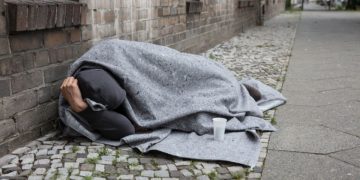 Alarma social: El 18,9% de los jóvenes de la ‘Generación Z’ ha dormido en la calle por falta de recursos