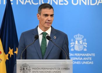 Sánchez ordena «parar» y «cerrar filas»: el Gobierno planta cara y no cederá más piezas políticas