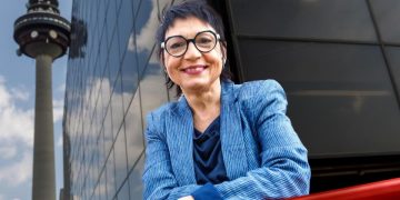 La periodista Anna Bosch anuncia su jubilación tras casi 40 años ligada a RTVE