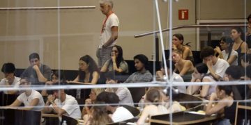 Más de 50.000 estudiantes se preparan para la PAU extraordinaria en busca de elevar su nota de acceso