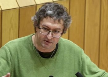 Condenado a nueve años y medio de cárcel el exdiputado gallego Xabier Ron por violar a una menor