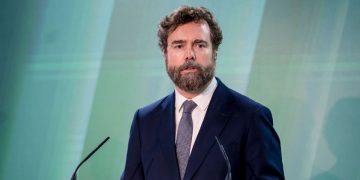 Iván Espinosa de los Monteros confirma su expulsión oficial de Vox: «No me sorprende, pero me da un poco de pena»