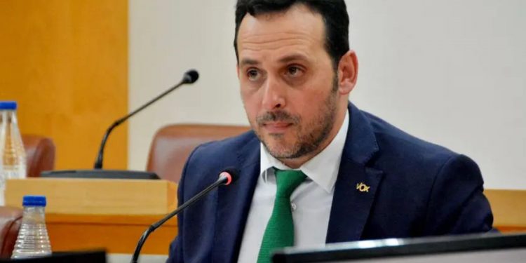 VOX Ceuta acusa al Gobierno de Vivas de «anteponer el cálculo político a la seguridad» por la rampa náutica