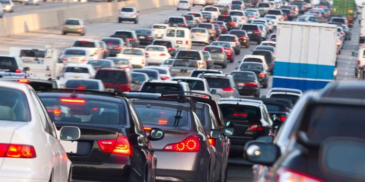 La DGT activa la primera gran operación del verano con 4,8 millones de desplazamientos previstos