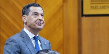 El PP cambia de estrategia y busca neutralizar a Vox a través de la gestión: «Sufrirá más en el poder que fuera»