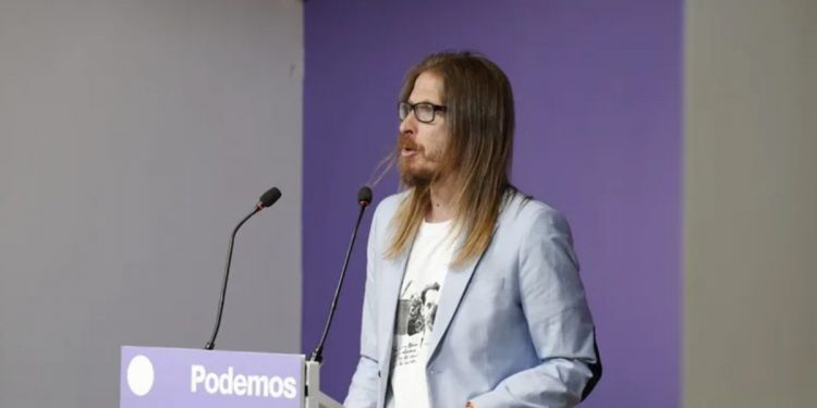 Podemos tilda de «patético» que Sánchez mantenga a la directora de la Guardia Civil tras su imputación