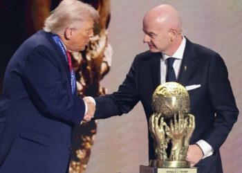 Trump niega presiones a la FIFA por la polémica roja a Balogun: «No les dije qué hacer»