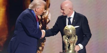 Trump niega presiones a la FIFA por la polémica roja a Balogun: «No les dije qué hacer»