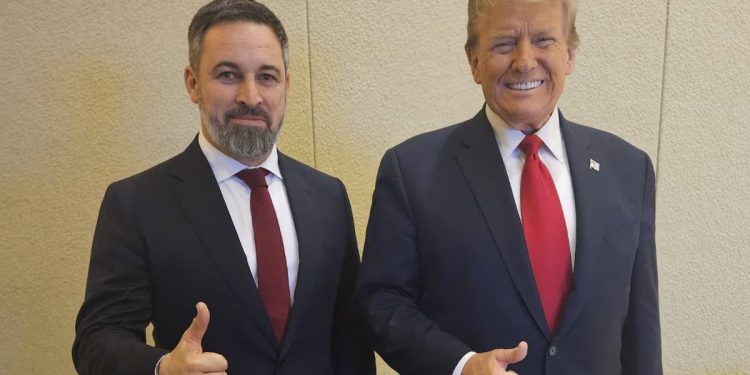 Abascal rompe su idilio con Trump y sale en defensa de Meloni: «No puede tratar a sus aliados como vasallos»