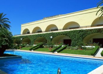 Inversión millonaria para blindar el turismo en Ceuta: El Parador se moderniza y las Murallas Reales abren nuevas zonas al público